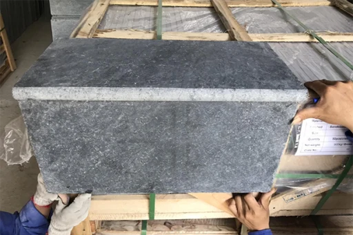 Đá đen giả cổ 30x60x2 cm