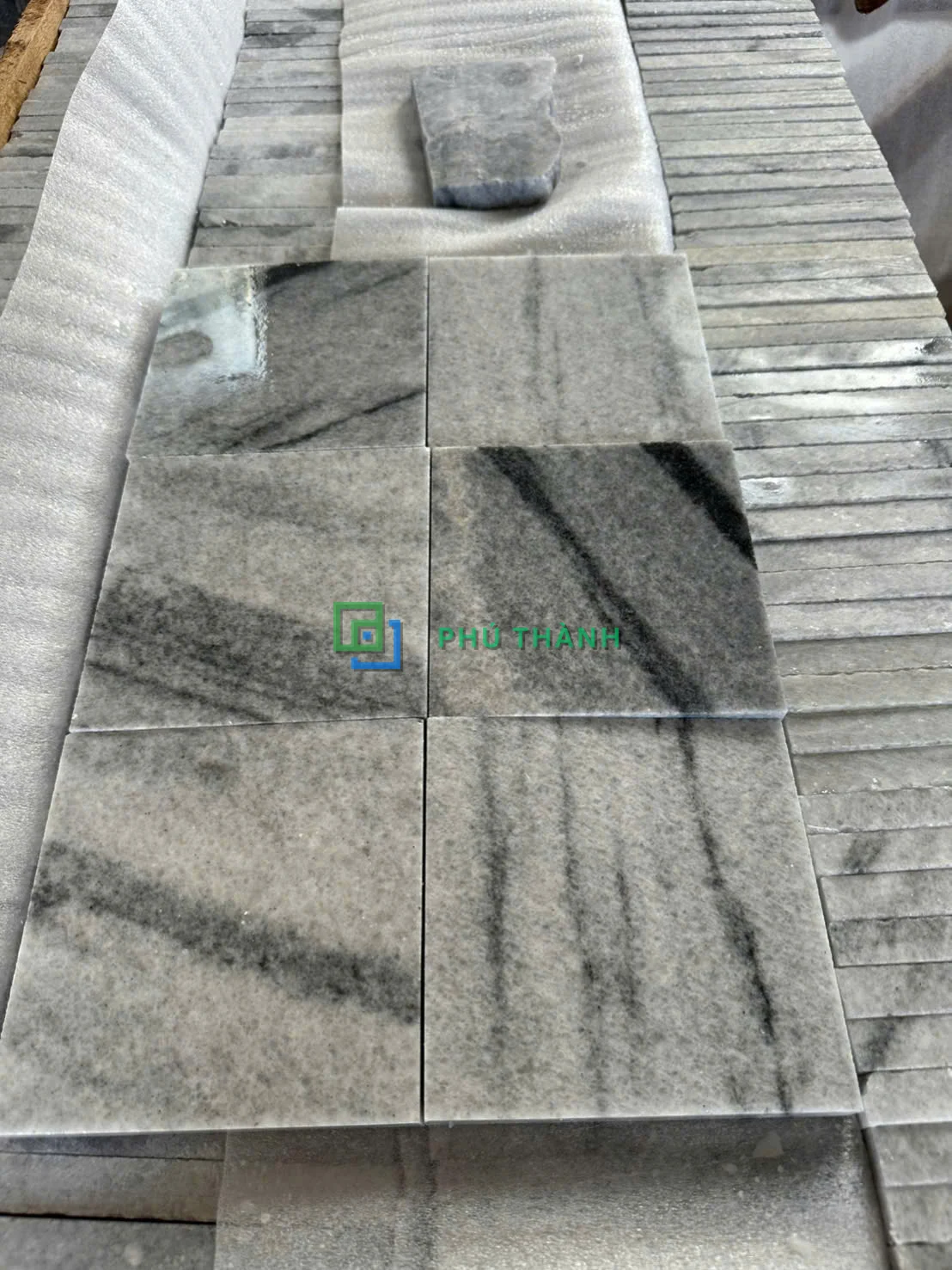 Cận cảnh vân đá sọc Quỳ Hợp